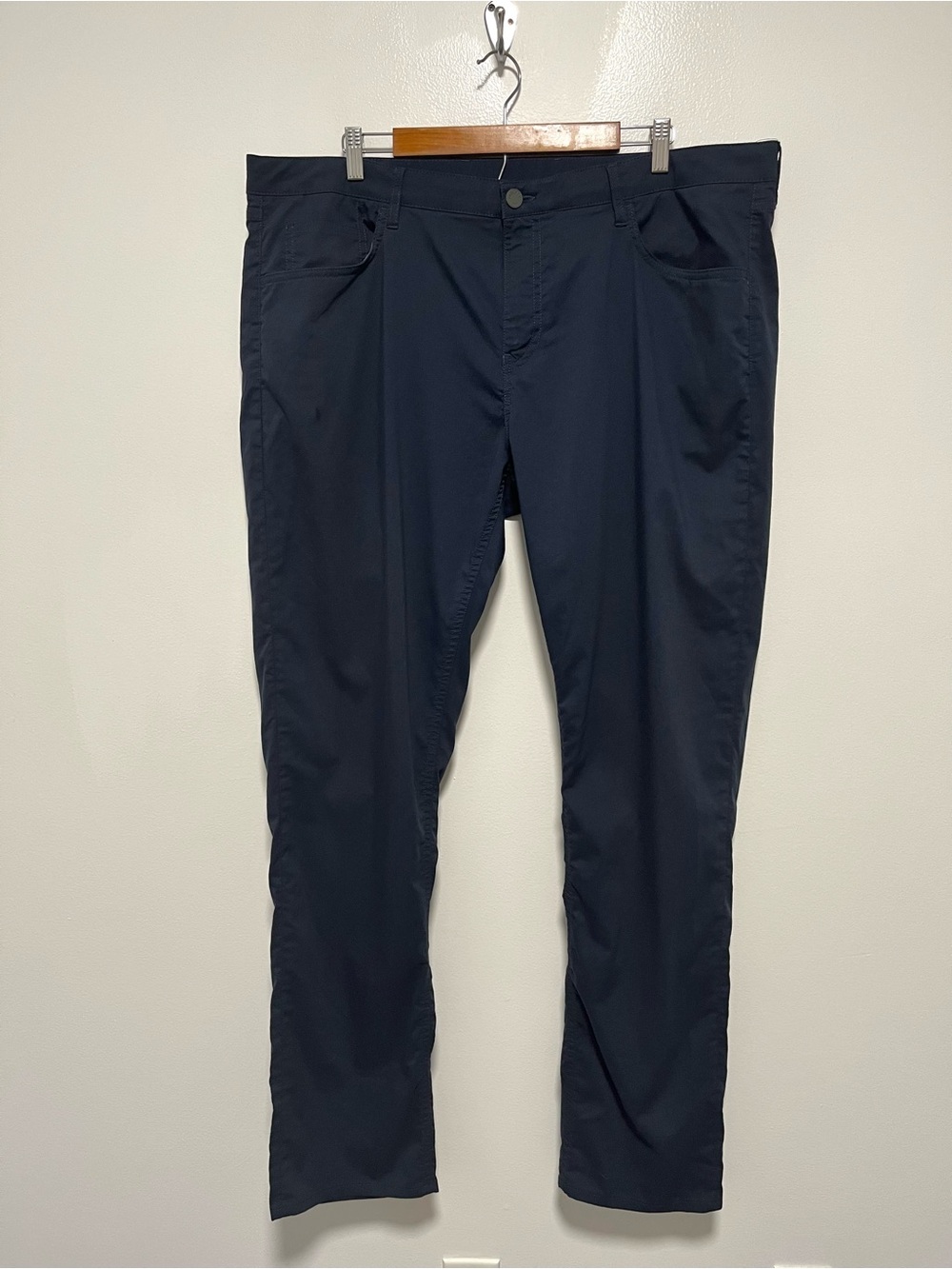 Faherty Movement 5 Pocket Chino Pants Navy Blue Coolmax Performance 40 X 34